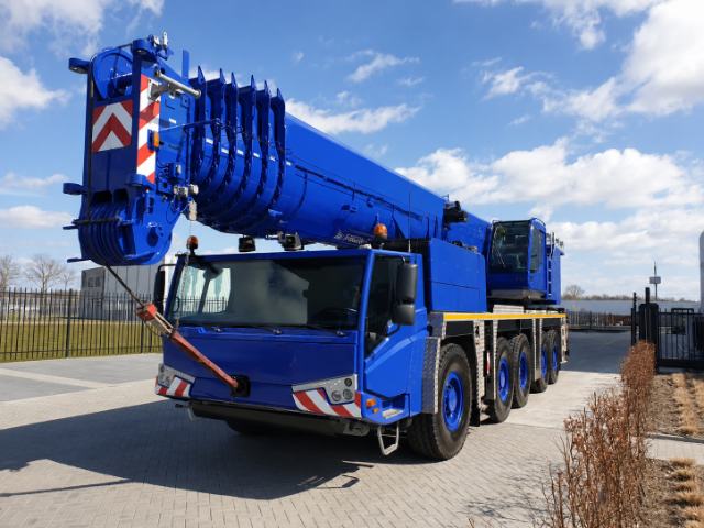Tadano Faun ATF 220G-5