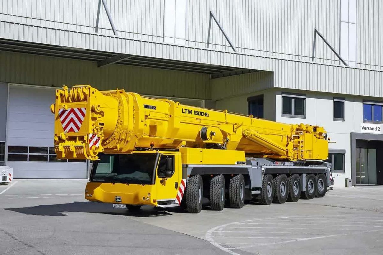 Liebherr LTM 1500-8.1 · 500t · 2019 photo 1