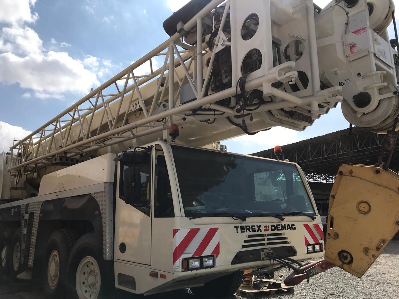 Terex Demag AC 250-1 · 250t · 2006 photo 1